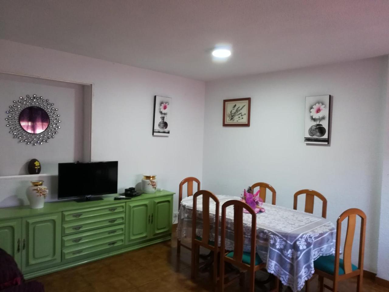Casas Los Rosales กวาดิกซ์ ภายนอก รูปภาพ